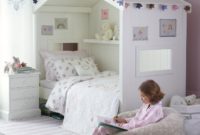 Cute Teenage Girl Bedroom Ideas | How To Make a Small Space Feel Big