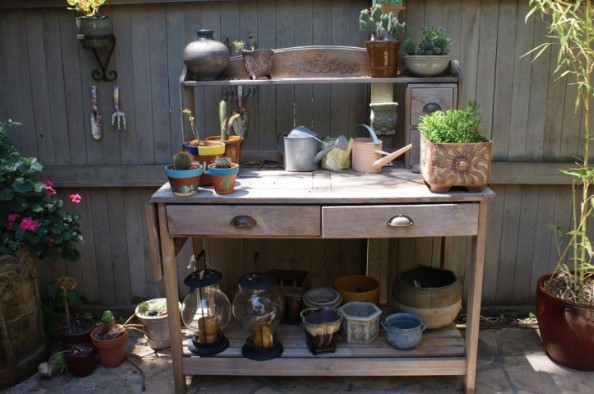 wondrous wood pallet potting bench #pottingbenchideas #benchdesign #pottingbench #benchideas