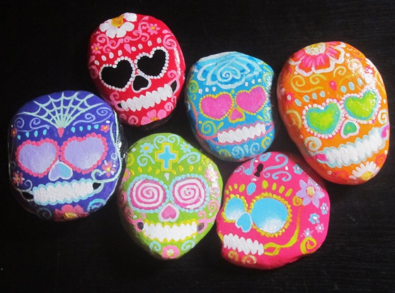 Best Painted Rocks Ideas That Amazes You