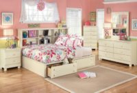 Cute Teenage Girl Bedroom Ideas | How To Make a Small Space Feel Big