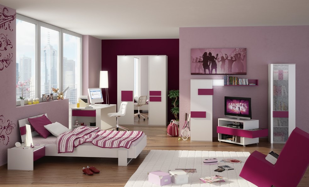 Cute Teenage Girl Bedroom Ideas | How To Make a Small Space Feel Big