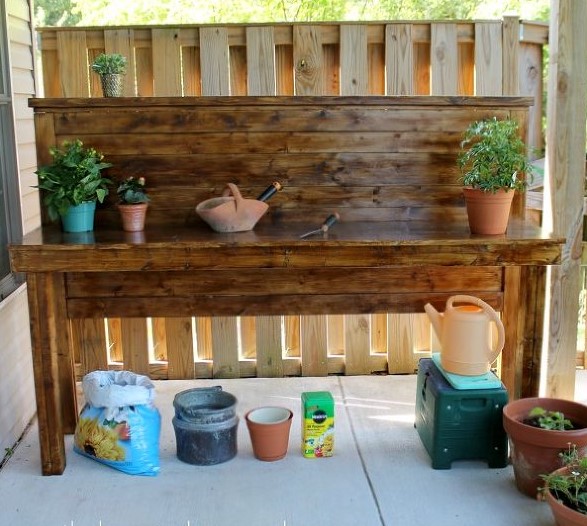 frightening wooden plant table #pottingbenchideas #benchdesign #pottingbench #benchideas