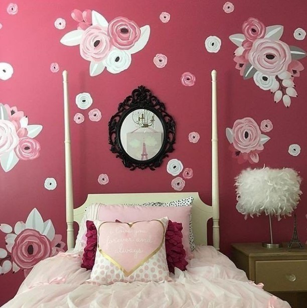 Cute Teenage Girl Bedroom Ideas | How To Make a Small Space Feel Big