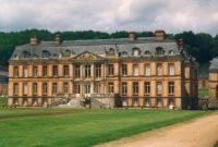 What Mansard Roofs Mean