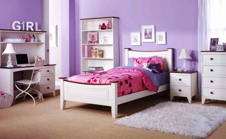 Cute Teenage Girl Bedroom Ideas | How To Make a Small Space Feel Big