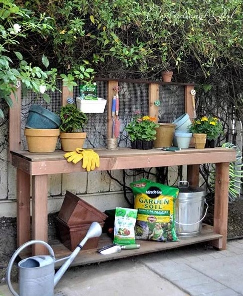 Gergous zinc potting bench #pottingbenchideas #benchdesign #pottingbench #benchideas