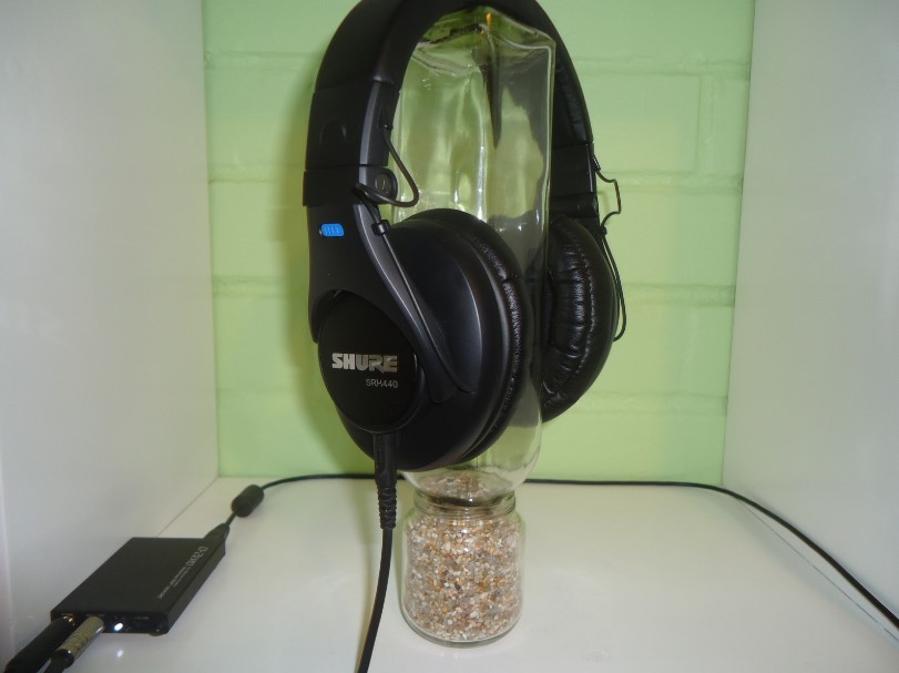 20 DIY Headphone Stand Ideas, Know the Types and Advantages then Make It Yourself