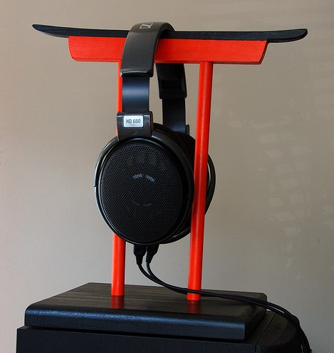 20 DIY Headphone Stand Ideas, Know the Types and Advantages then Make It Yourself