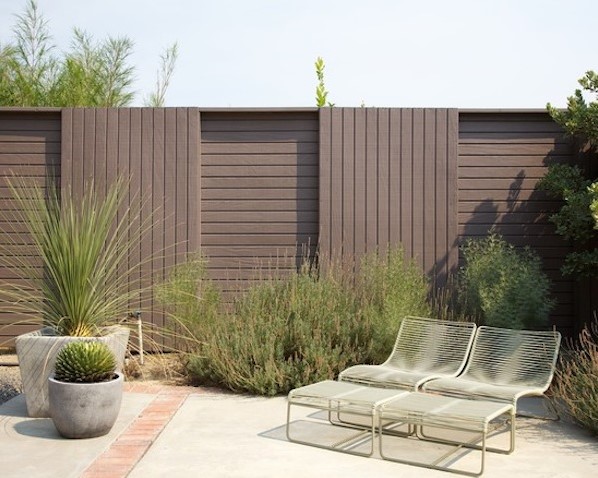 Privacy Fence Ideas for Residential Homes #profacyfence #fenceideas