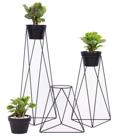 Inexpensive DIY Plant Stand Ideas