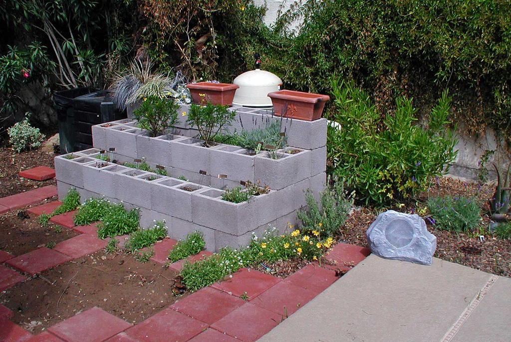 10 Best Cinder Block Garden Ideas and Design for 2019