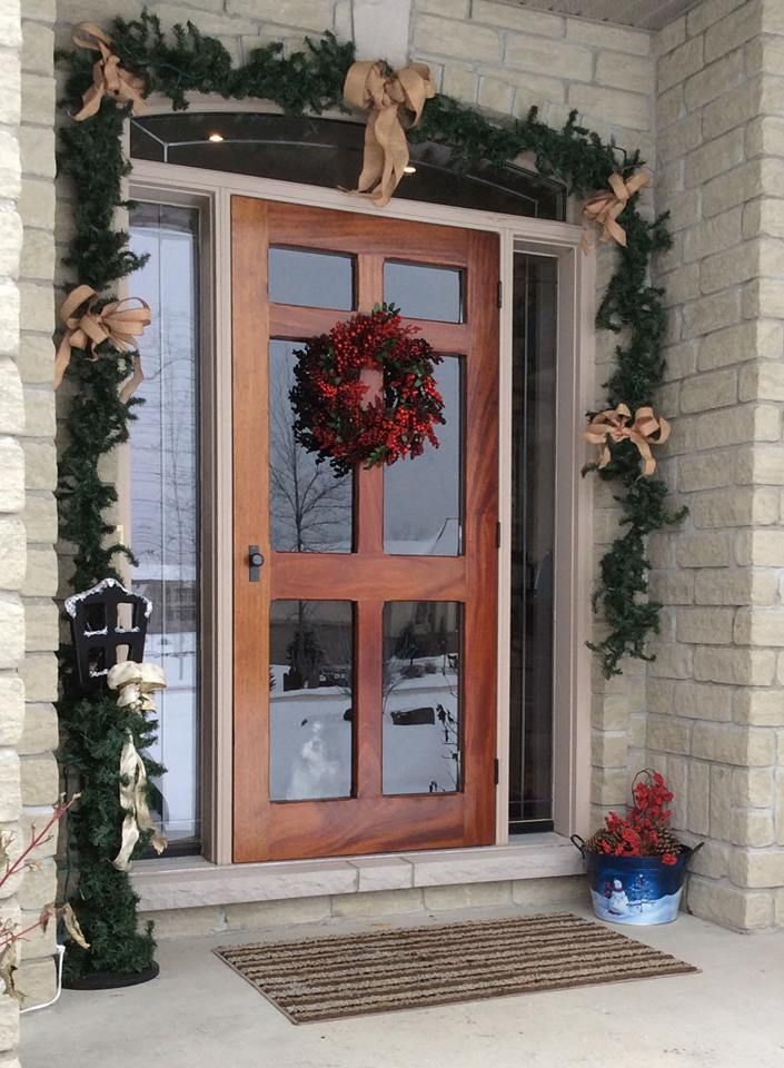 Traditional screen door