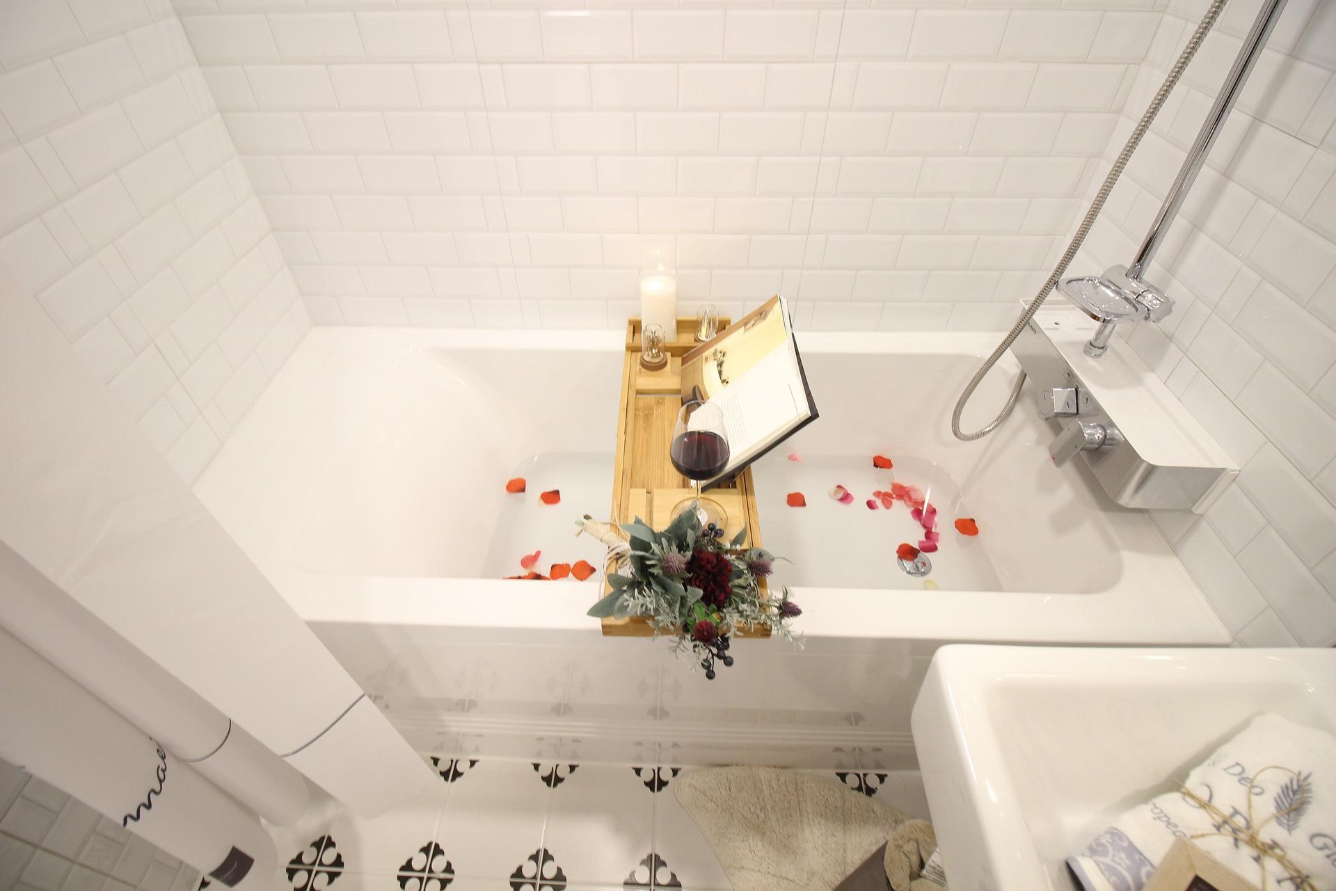 Why Choose a Freestanding Bathtub for Your Home?